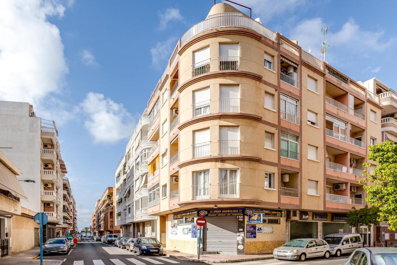 Apartamiento Fragata Apartment Torrevieja Exterior photo